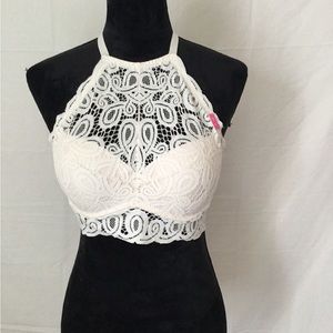 Pink Victoria secret sport bra size (m)